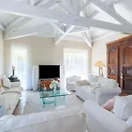 וילה Elegant In Les M Es With Garden