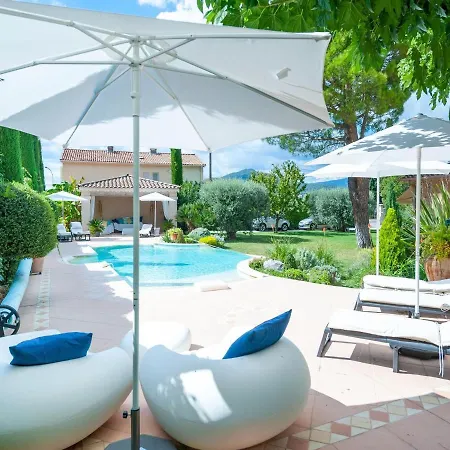 Villa Elegant In With Garden *